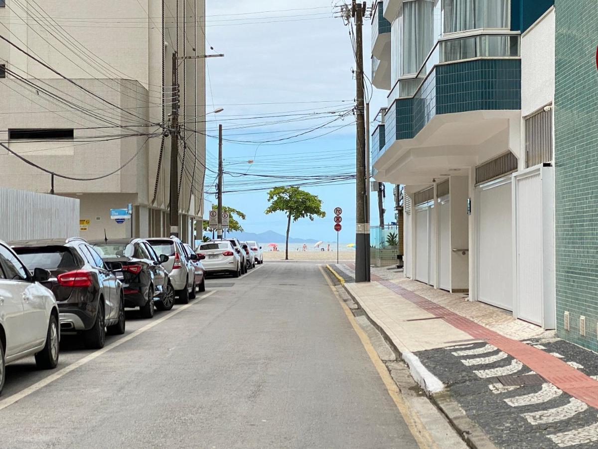 Dca51 - Pe Na Areia, Churrasqueira, 2 Garagens Balneario Camboriu