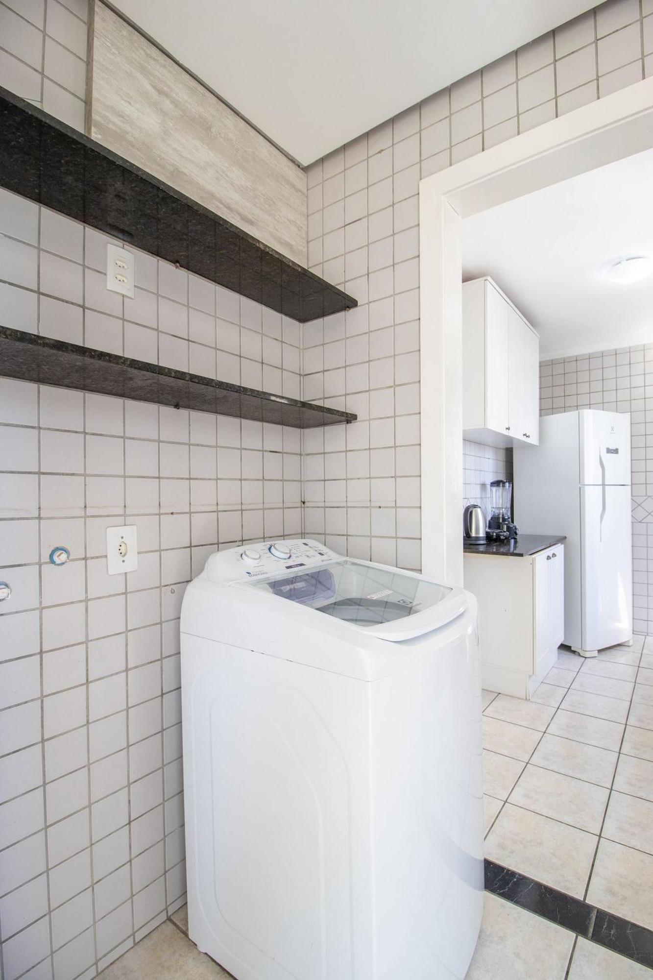 Dca51 - Pe Na Areia, Churrasqueira, 2 Garagens Apartamento *