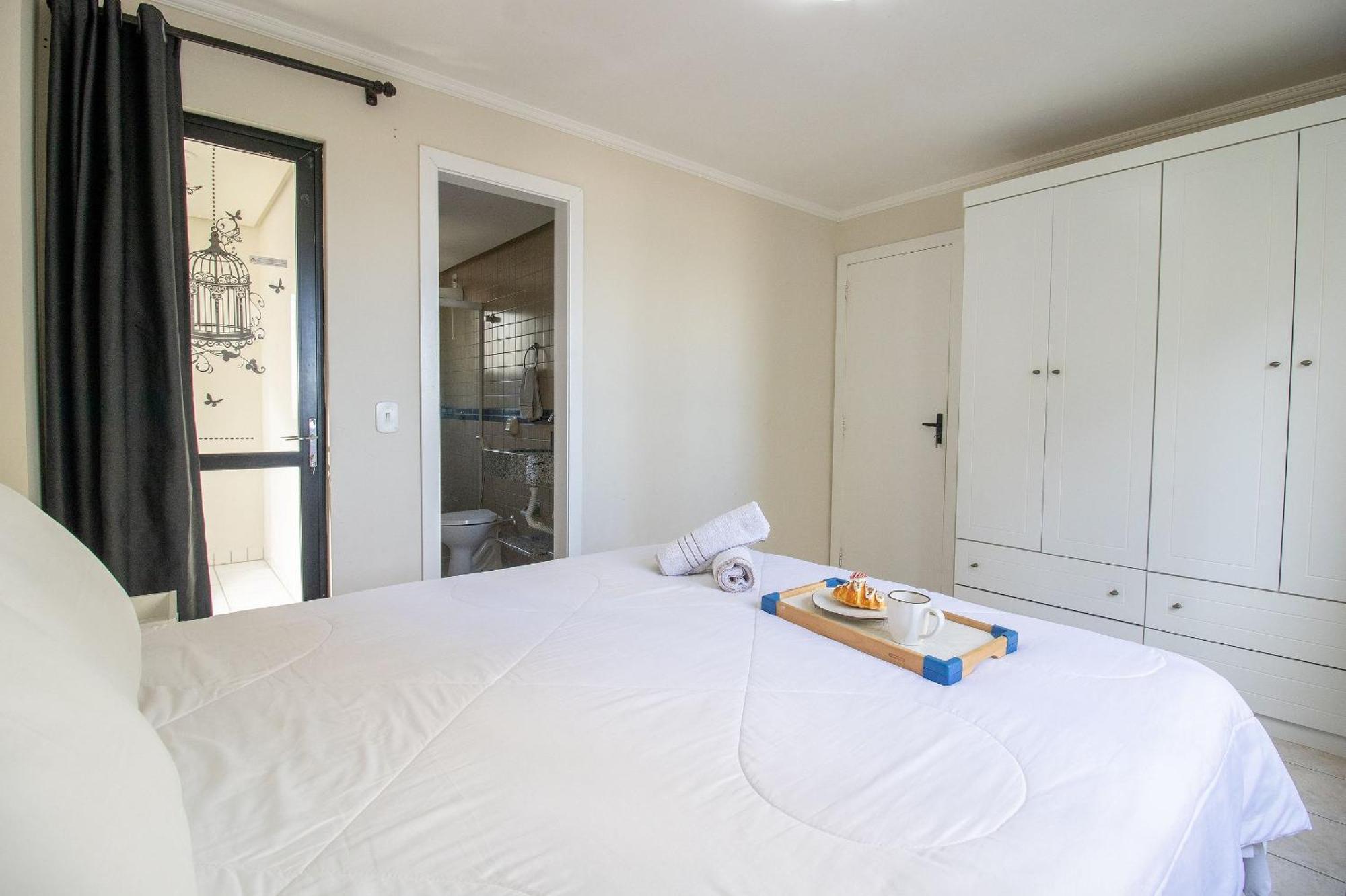 Apartamento Dca51 - Pe Na Areia, Churrasqueira, 2 Garagens *