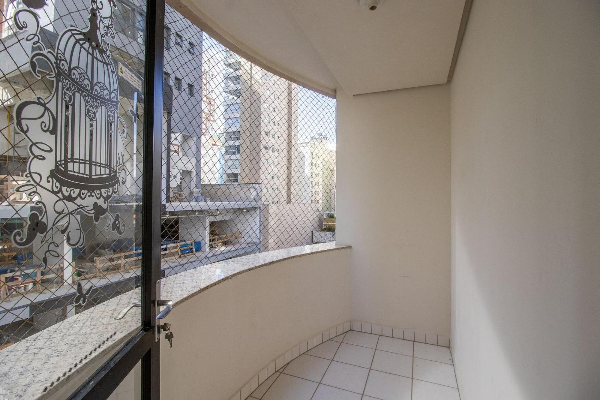 Dca51 - Pe Na Areia, Churrasqueira, 2 Garagens * Balneario Camboriu